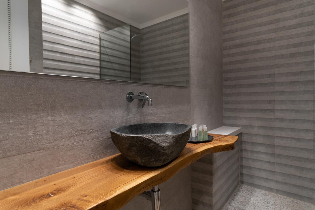 Agorastos Suites Койнира Екстериор снимка
