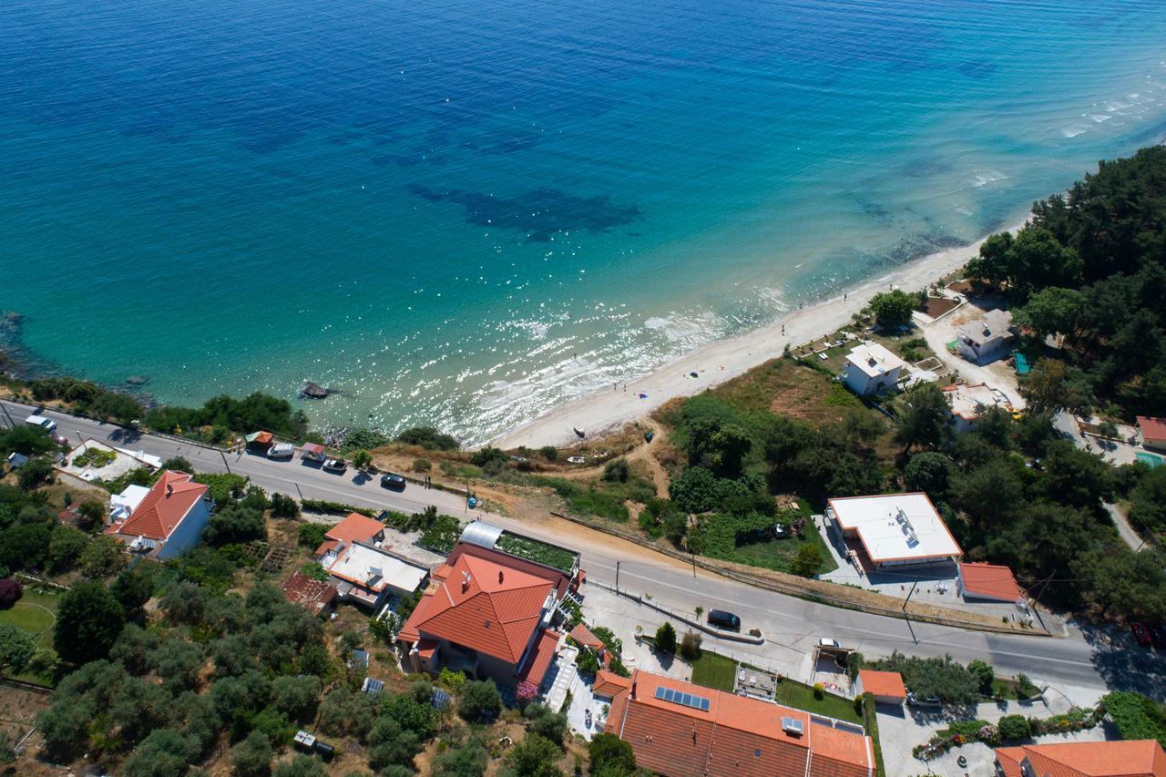 Agorastos Suites Койнира Екстериор снимка